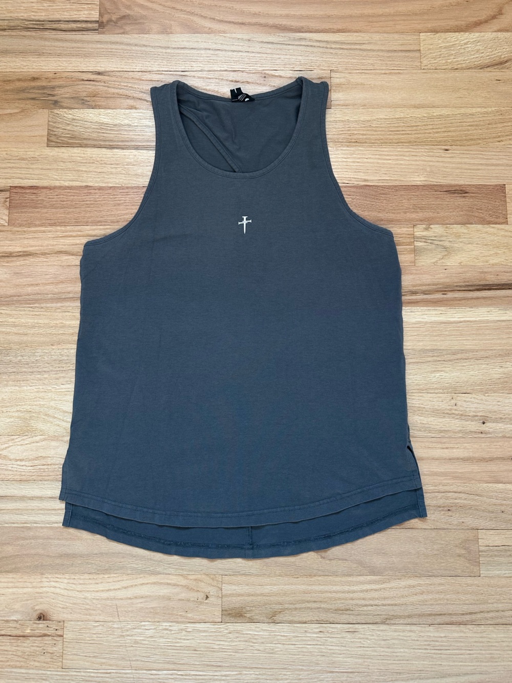 Three Nails Active Tank with Keyhole Back Size M